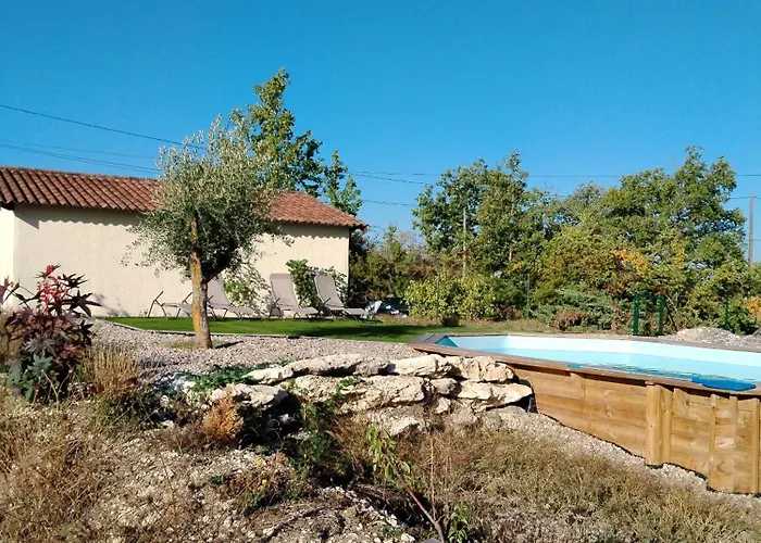 別荘 En Quercy Pern